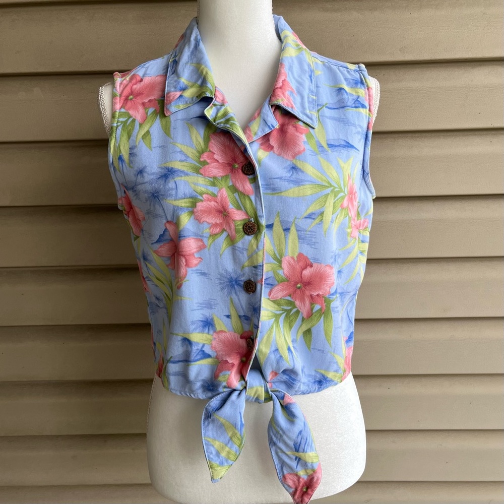 •Tahiti Reef Club• Sleeveless Tie Front Tropical Blouse - Size Medium